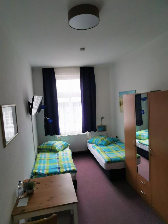Hotel-Pension Zum Hirsch Hattersheim am Main Dış mekan fotoğraf
