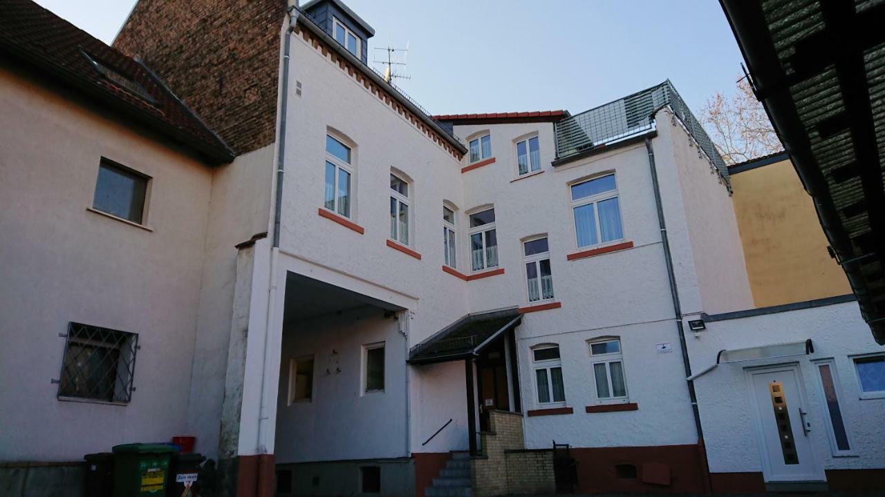 Hotel-Pension Zum Hirsch Hattersheim am Main Dış mekan fotoğraf